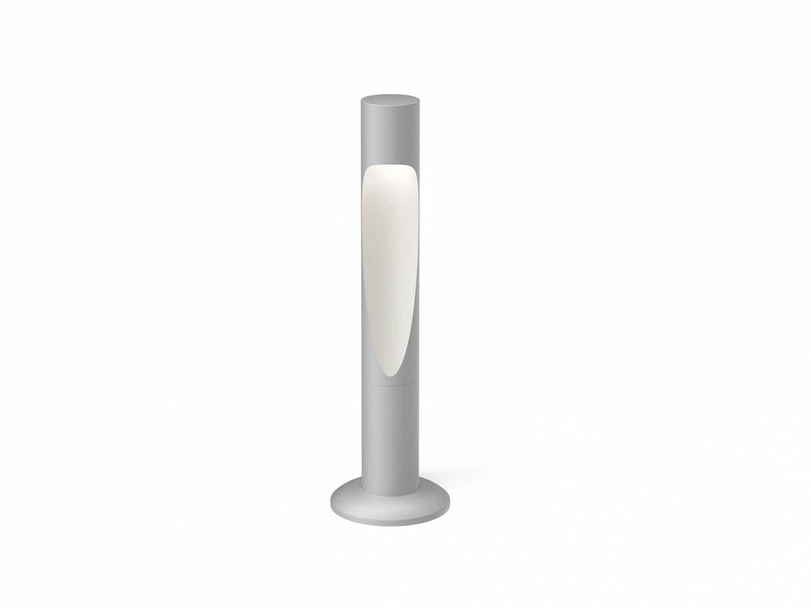 Das asymmetrisch, breit nach unten strahlende Licht der Pollerleuchte «Flindt» erzeugt ein natürliches Muster auf der Leuchtenoberfläche. Die Kollektion umfasst auch Wand- und Mastleuchten. Design: Christian Flindt. LOUIS POULSEN.
