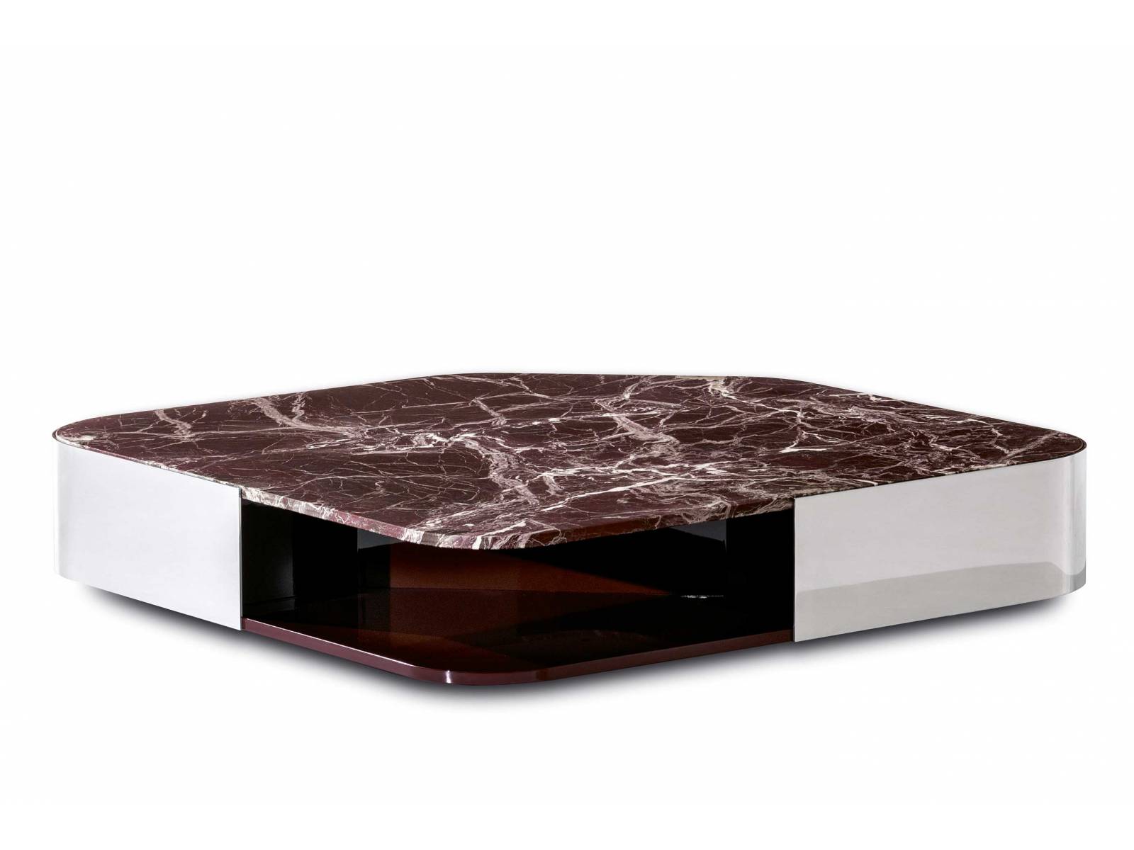 in Metallband umschliesst die Marmor- oder Glasplatten der Couchtische «Diagramma». Dadurch entsteht ein interessantes  Wechselspiel von offenen und geschlossenen Flächen sowie unterschiedlichen Materialien. Design: Giampiero Tagliaferri. MINOTTI.