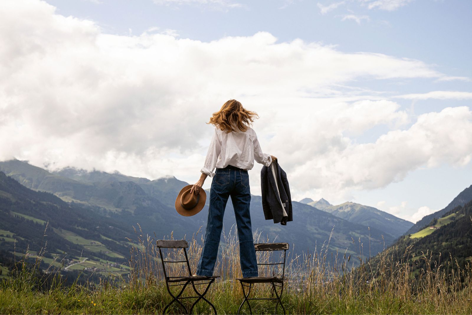 Als Trendforscherin wagt Oona Horx-Strathern einen Ausblick, wie wir in Zukunft wohnen und arbeiten. Und da Trendforschung keine «exakte» Wissenschaft ist, studiert die gebürtige Irin selbst kleine Entwicklungen im sozialen und kulturellen Lebensgefüge. Foto: Klaus Vyhnalek.